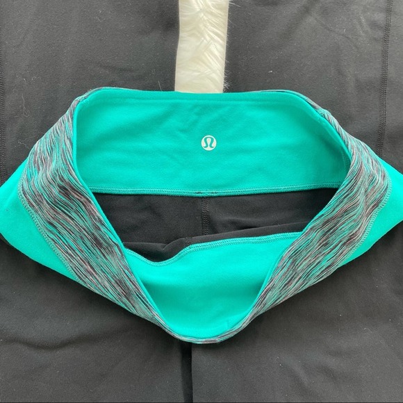 Lululemon Athletica Reversible Full Length Leggings Teal Black Size 6 - Picture 4 of 6